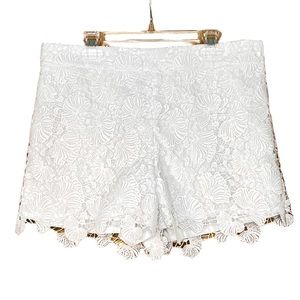 Ann Taylor Petite Floral Lace Overlay Lined White Shorts  6P